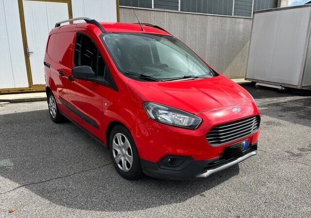 Ford Transit Courier