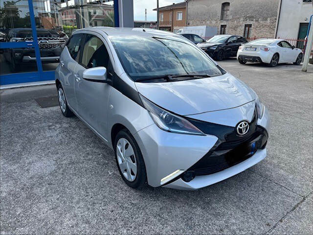 Foto TOYOTA Aygo 2ª serie