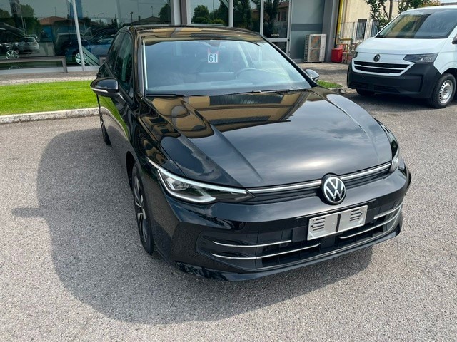 Foto VOLKSWAGEN Golf 8ª serie